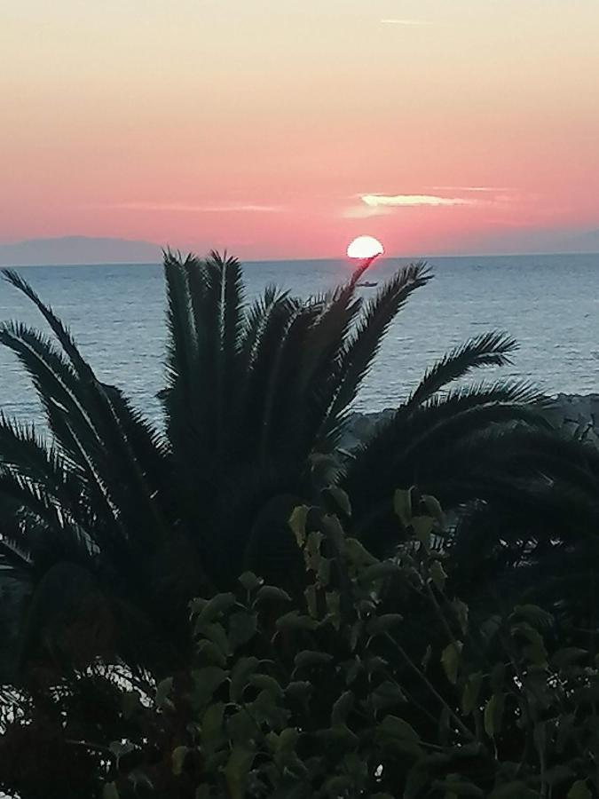 Popi 'S Home Skala Sotiros Rum bild
